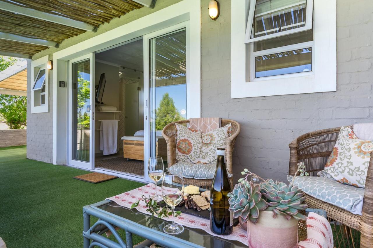 Wildlife Retreat On A Wine-Farm Villa Стеленбош Екстериор снимка